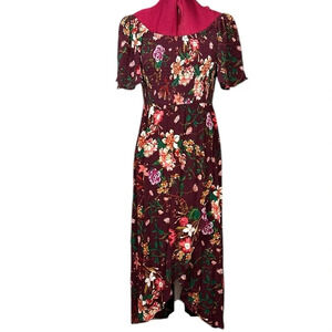 NWT Warehouse One high low bottom, crinkle rayon flutter sleeve dress